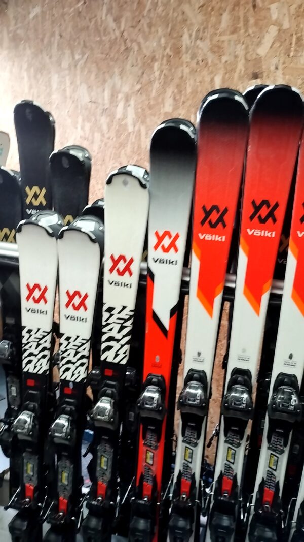 P00521 Völkl Deacon 7.2 2×130, 1×144, 1×158, 5×165