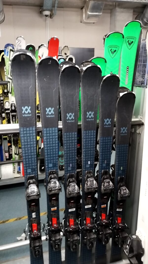 P00565 Völkl Flair  7.2 1×137, 1×144, 1×151, 1×151, 1×151, 1×158