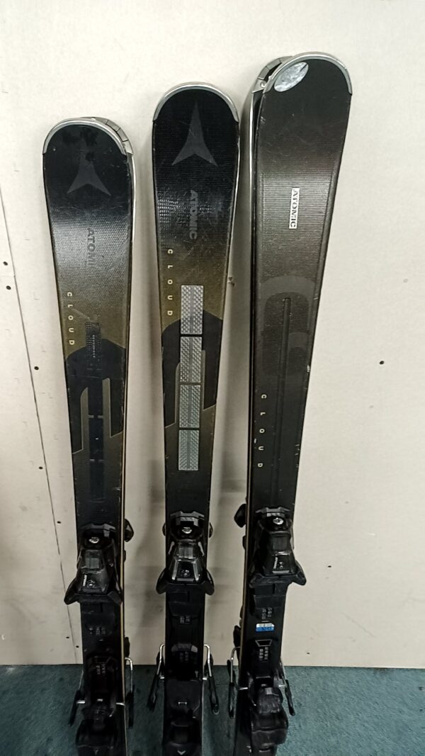 P00768 ATOMIC Cloud C9 C14 1×143, 1×147, 1×150