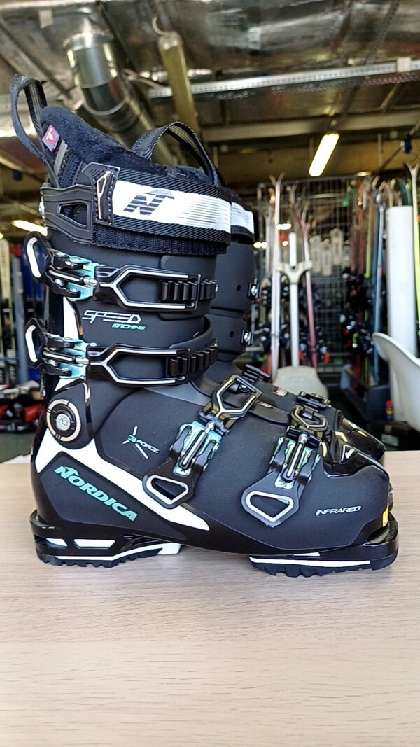 P00857 Nordica Speed Machine 1×105