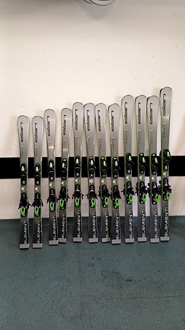 P00318 Elan element 74 RS 2×140, 2×146, 4×152, 3×160, 1×168