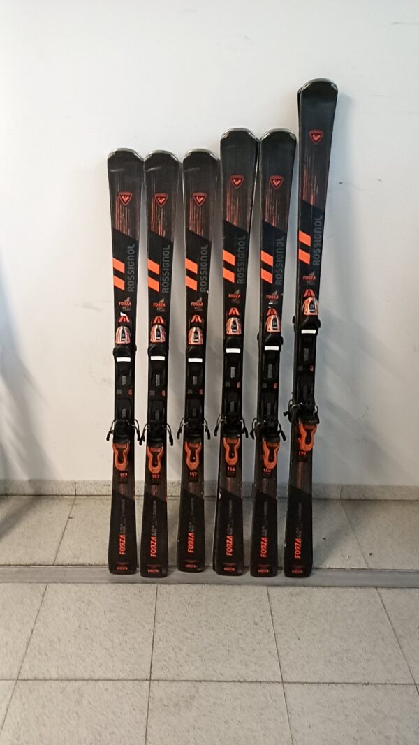 P01098 Rossignol Forza 40 3×157, 2×164, 1×179