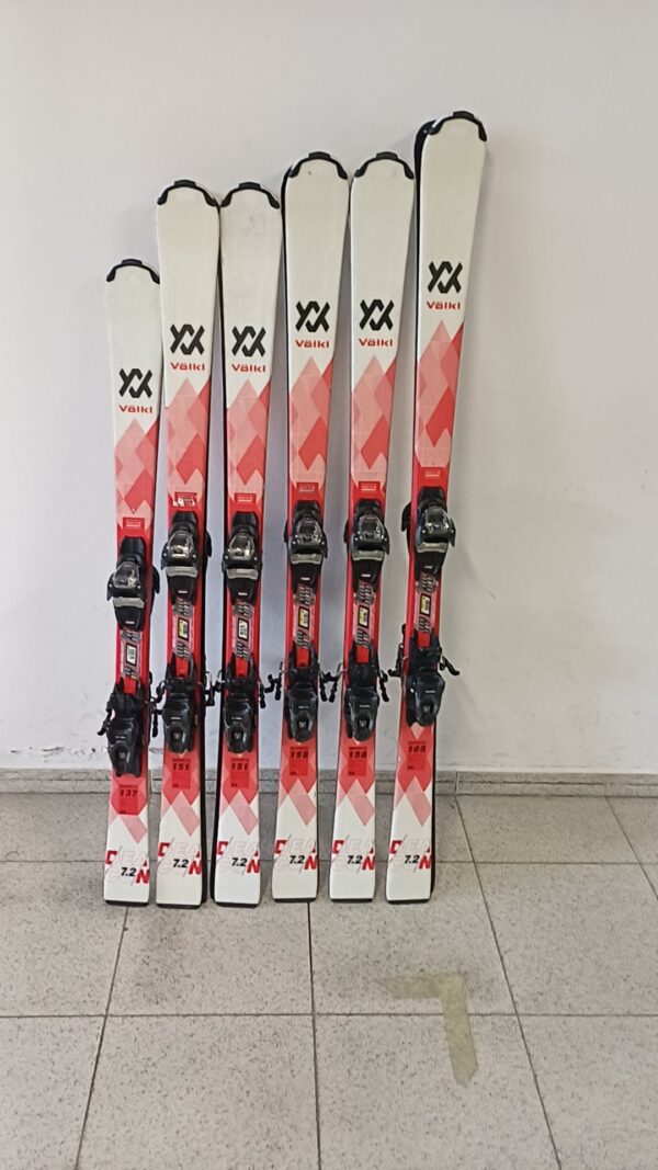 P01161 Volkl Deacon 7.3 1×137, 2×151, 2×158, 1×165